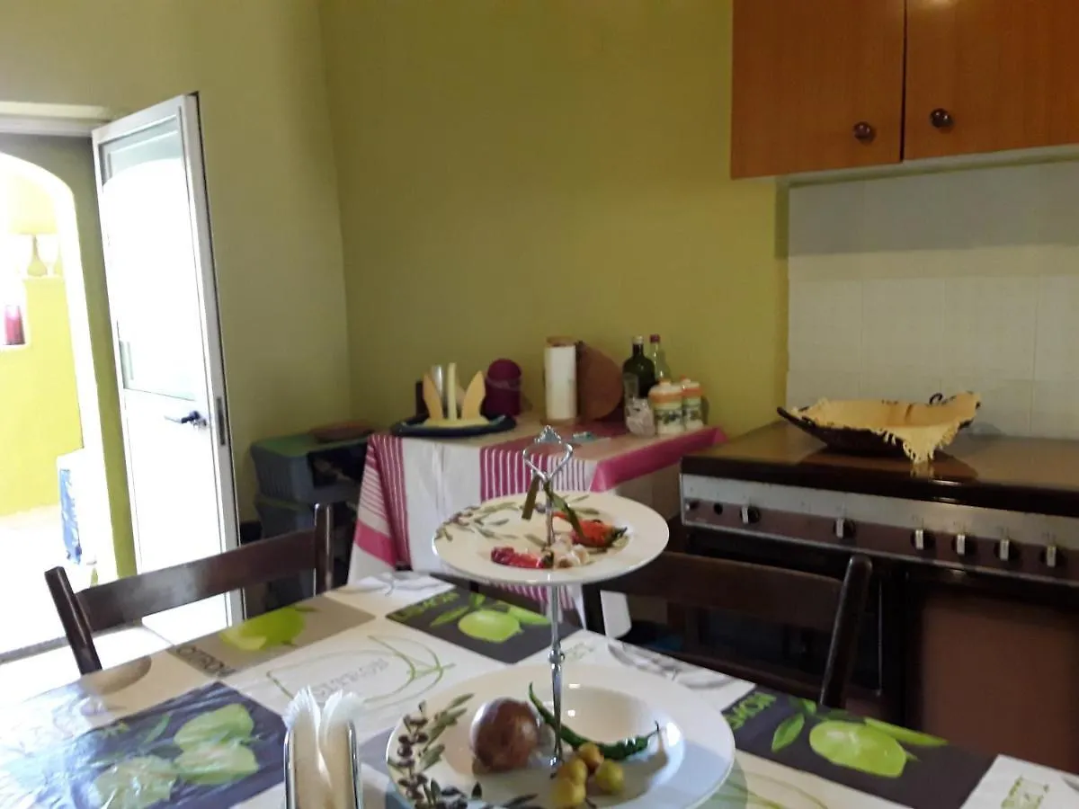 Il Casale Di Tifani Castelmola Guest House Taormina Italy